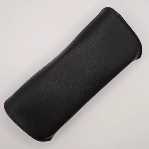 BRAND NEW 100% AUTHENTIC RAY BAN BLACK LEATHER SUNGLASSES CASE - Picture 4 of 4